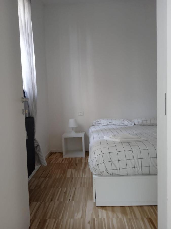 Apartment Via D'Apulia 11 Milano Esterno foto
